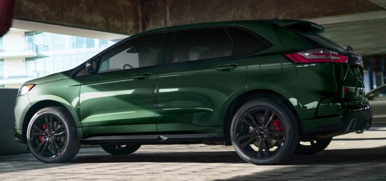 2022 Ford Edge in Forged Green Available at Bill Brown Ford in Livonia, MI